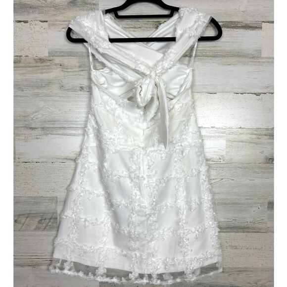 Sabo Womens Large White Floral Lace Open Front Halter Mini Dress NEW - Picture 4 of 9